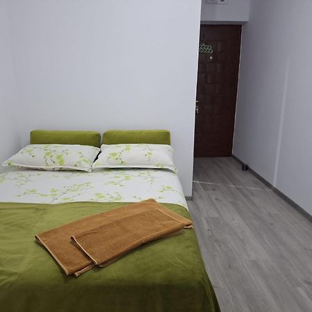 Anna Home Râmnicu Vâlcea Esterno foto