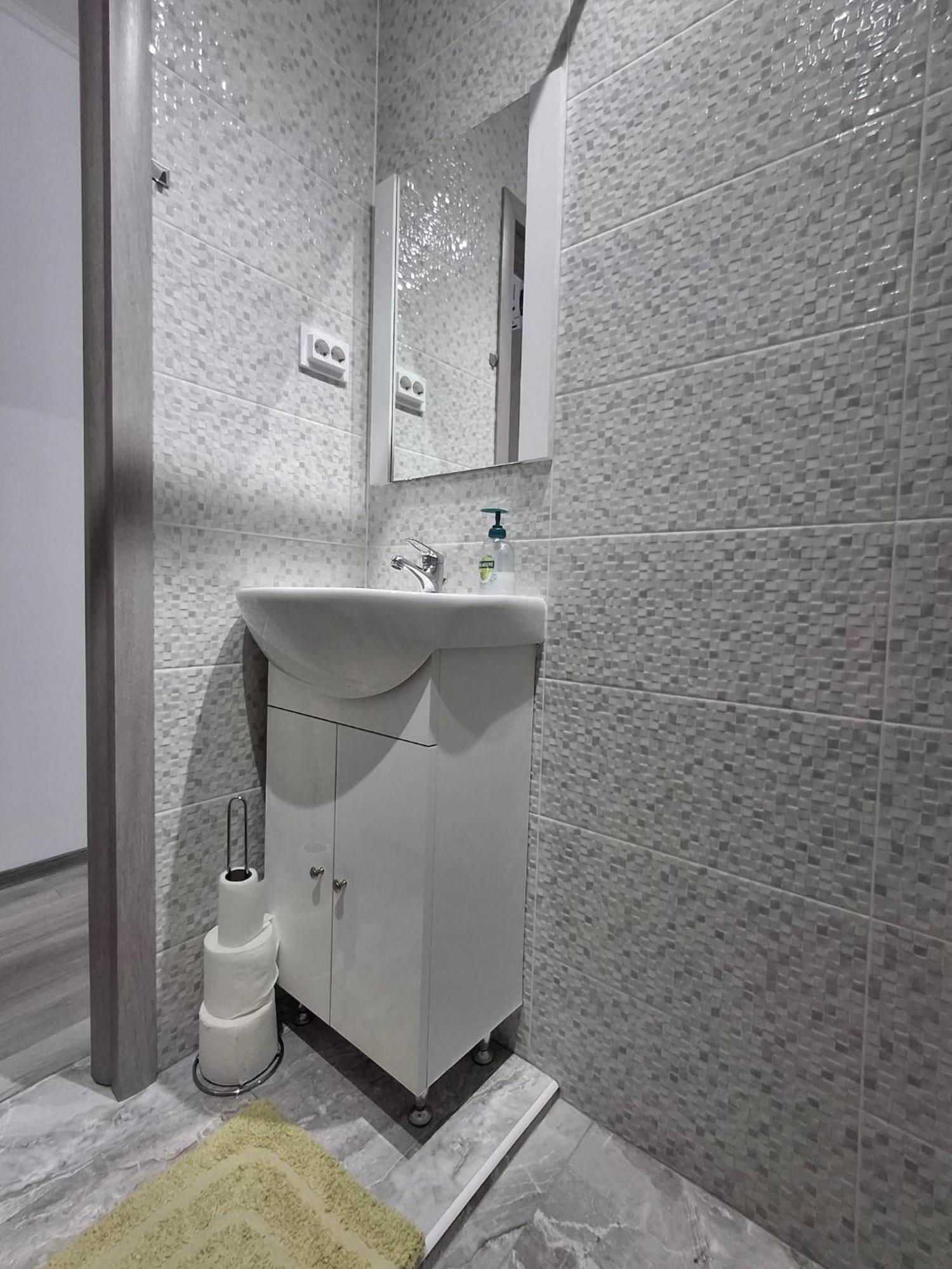 Anna Home Râmnicu Vâlcea Esterno foto